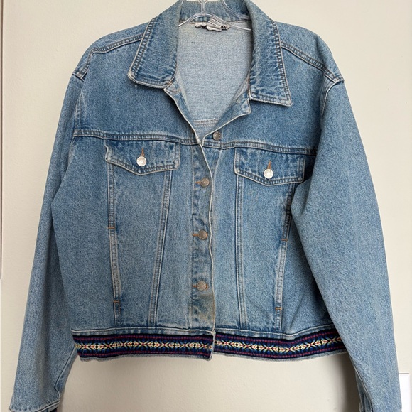 Women's Light Blue Denim Jacket with Embroidered Hem - Picture 2 of 6